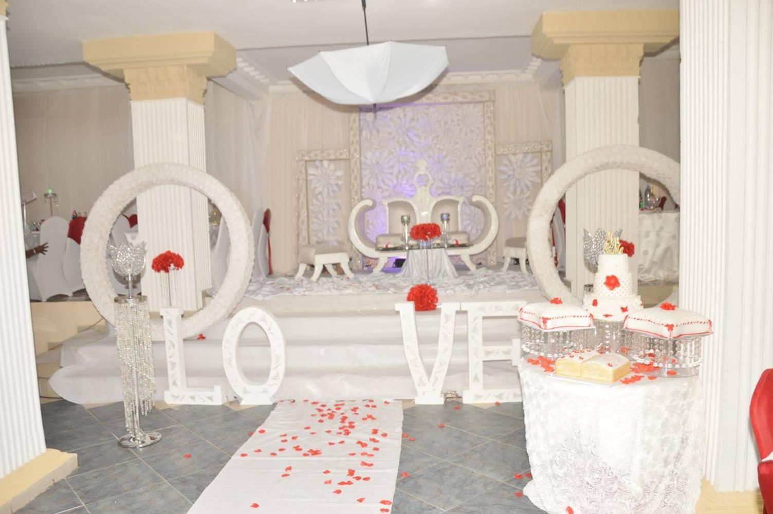 Hotel Vallee Des Princes Дуала Екстер'єр фото
